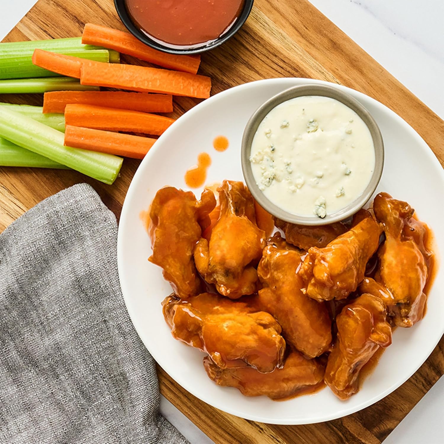 Frank's RedHot Wings Mango Habanero Sauce 340g (Best Before September 2026)