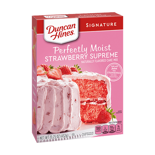 Duncan Hines Signature Strawberry Supreme Cake Mix 432g sold by American grocer Uk